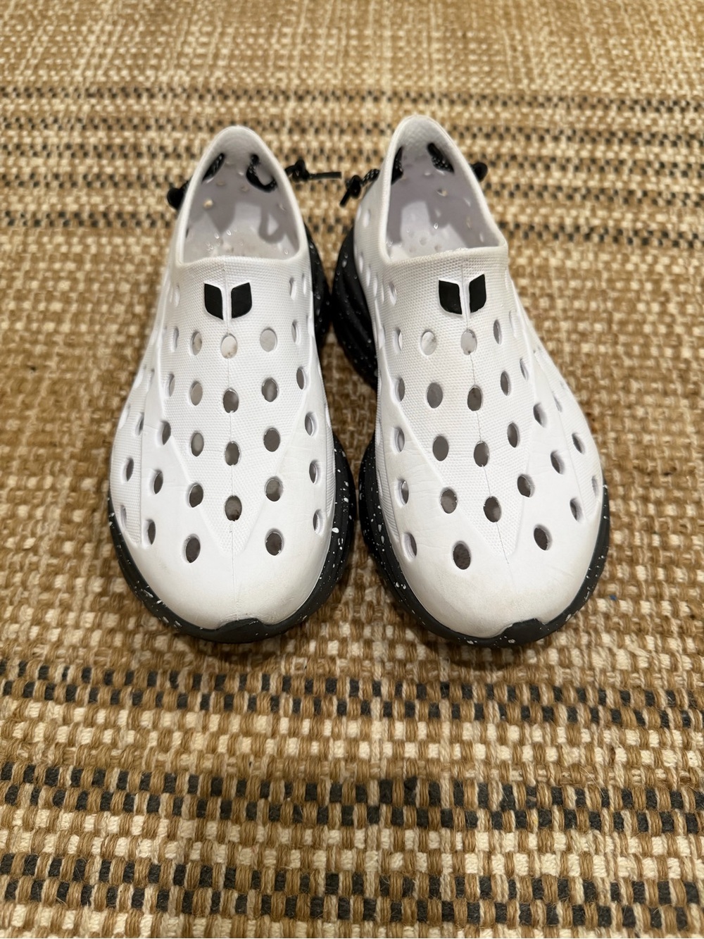 Kane Footwear Kids Breathable White Slip-On Sneakers with Black Speckled Sole - Picture 3 of 3